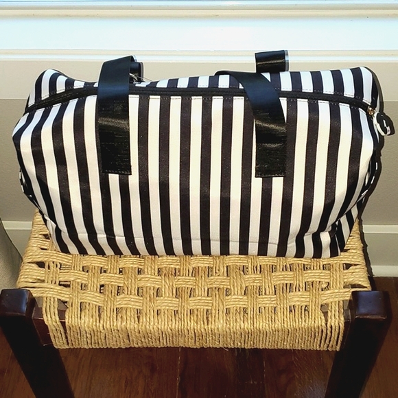 NWT Alice + Olivia Duffle Bag - Picture 13 of 14